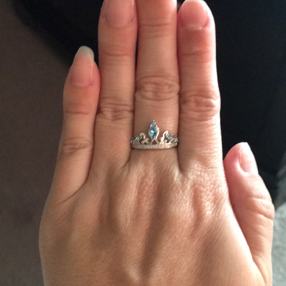 Ice Princess Ring - Picture 3 of 4